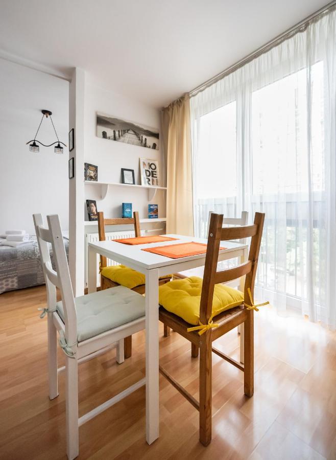 Graniczna Standard Apartment Varsóvia Exterior foto